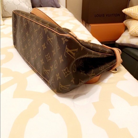 Trade with my new posh friend Authentic Louis Vuitton Batignolles - Picture 5 of 8